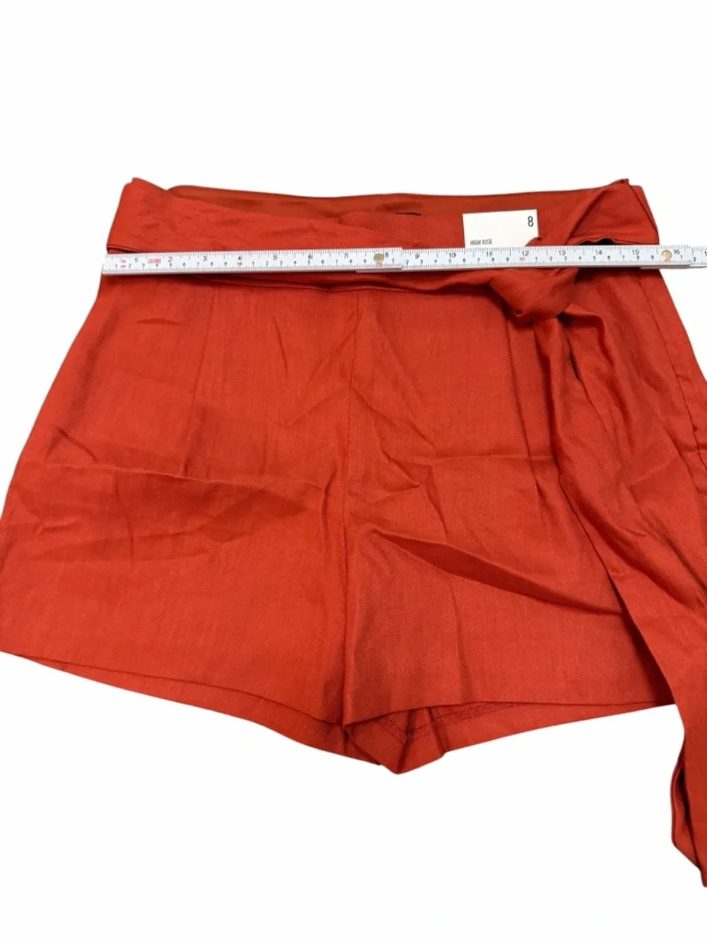 Express Midi High Rise Short - Picture 4 of 7